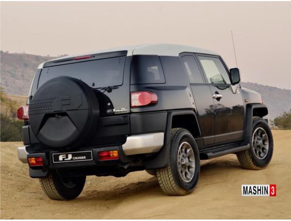  تویوتا-اف-جی-کروزر-fj-cruiser